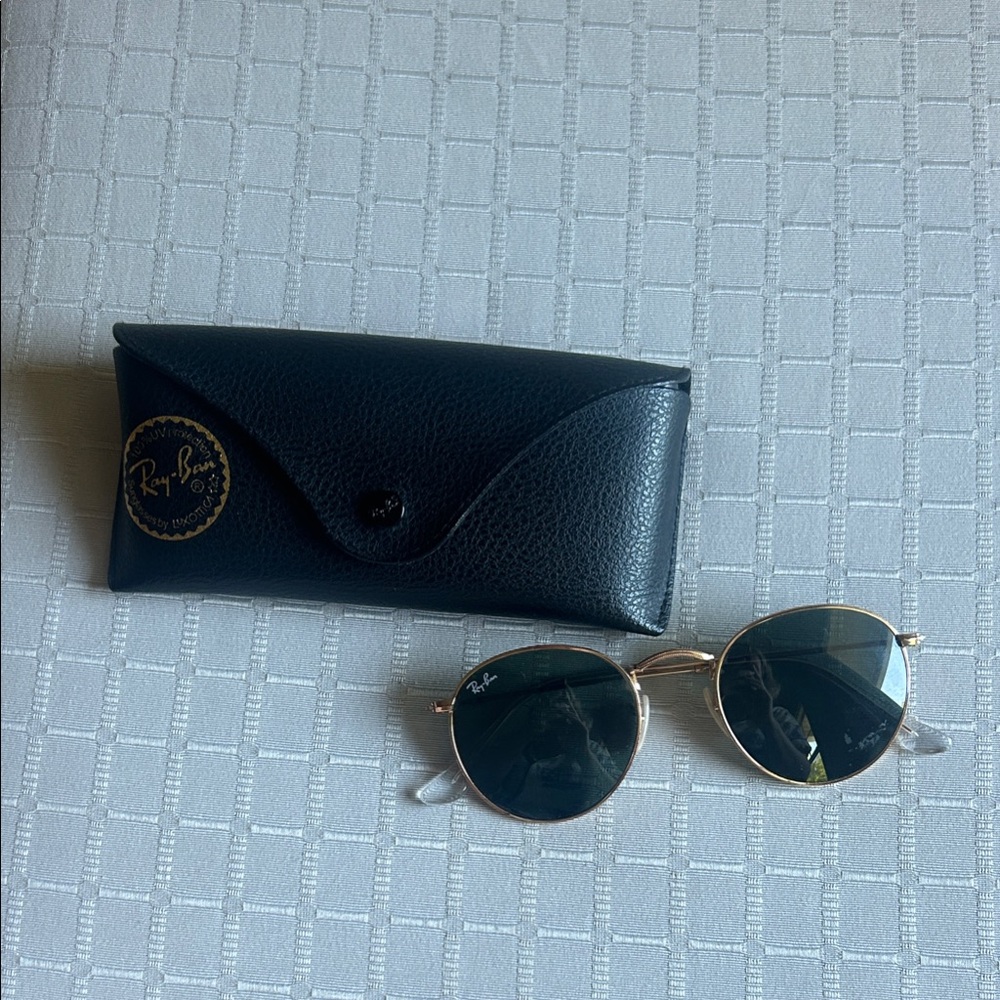 RB3447 Ray-Ban Gold Frame Sunglasses